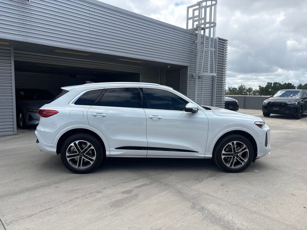 Certified 2025 Audi Q5 2.0T Premium Plus SUV