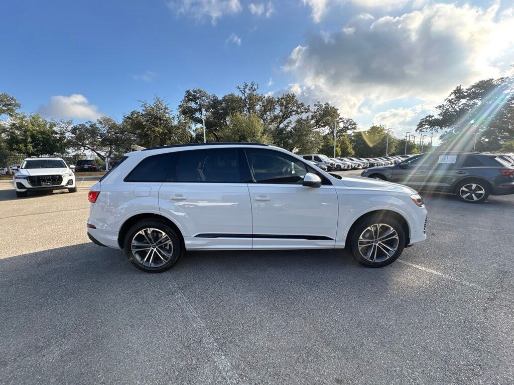 New 2026 Audi Q7 45 Premium Plus SUV
