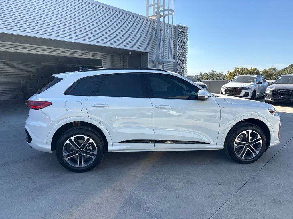 New 2026 Audi Q5 Premium SUV
