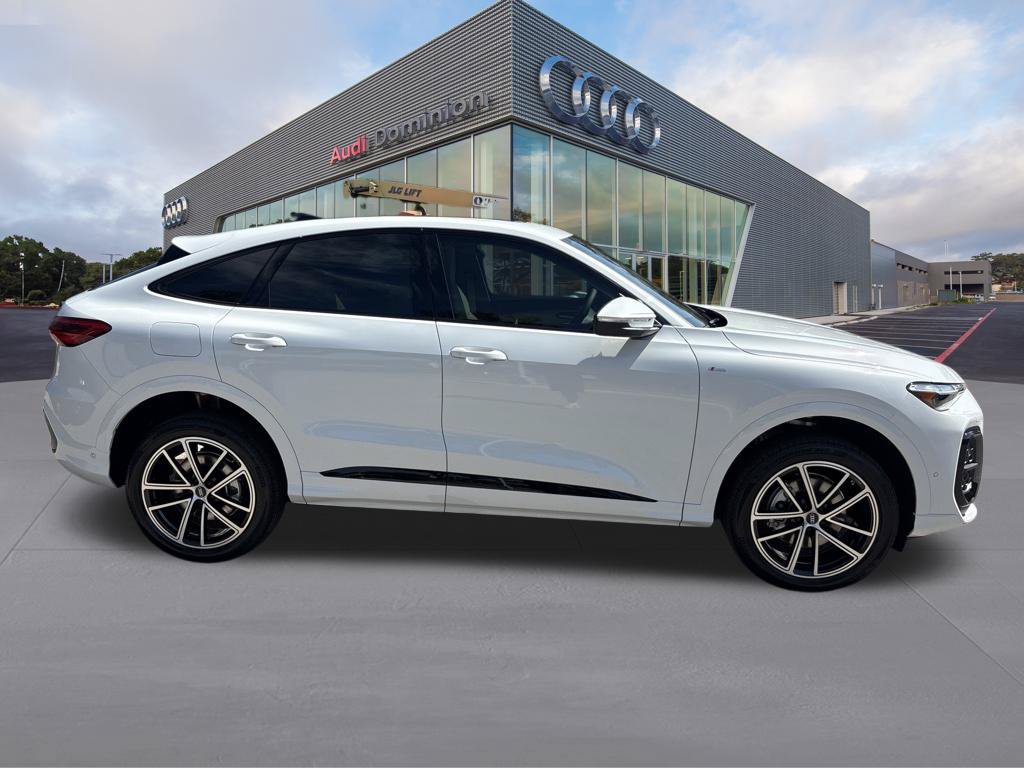 New 2026 Audi Q5 2.0T Premium Plus SUV