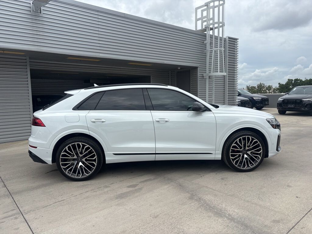 New 2026 Audi SQ8 4.0T Prestige SUV