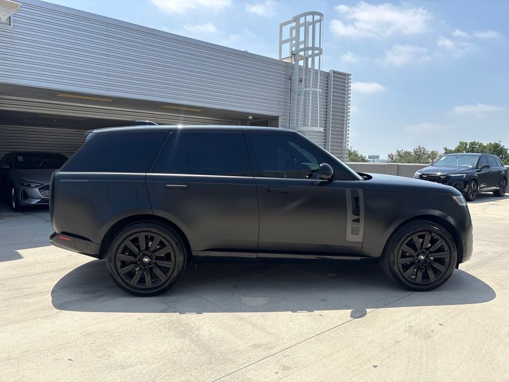 Used 2025 Land Rover Range Rover SE SUV