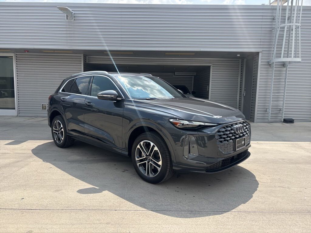 Certified 2025 Audi Q5 2.0T Premium SUV