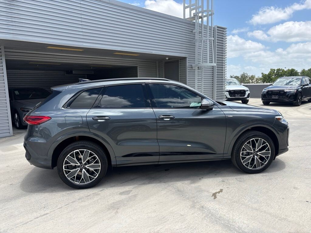 New 2026 Audi Q5 2.0T Premium Plus SUV