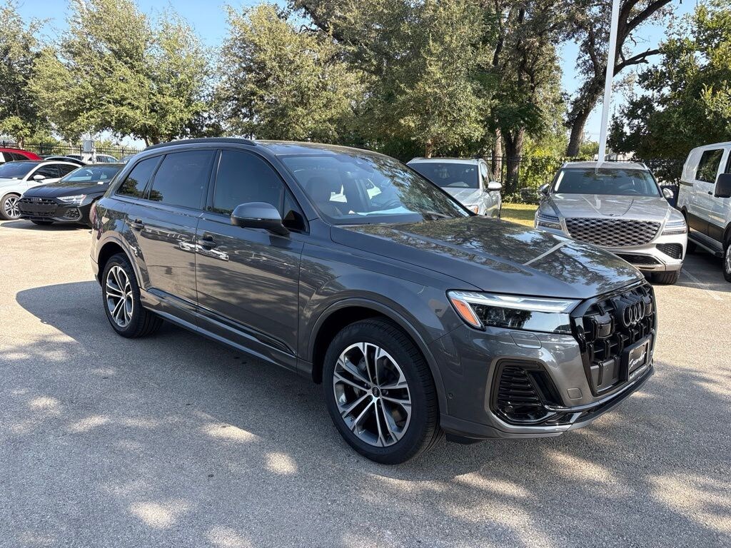 New 2026 Audi Q7 45 Premium Plus SUV