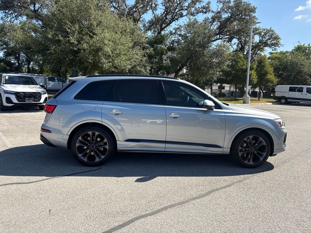 New 2026 Audi Q7 55 Premium SUV
