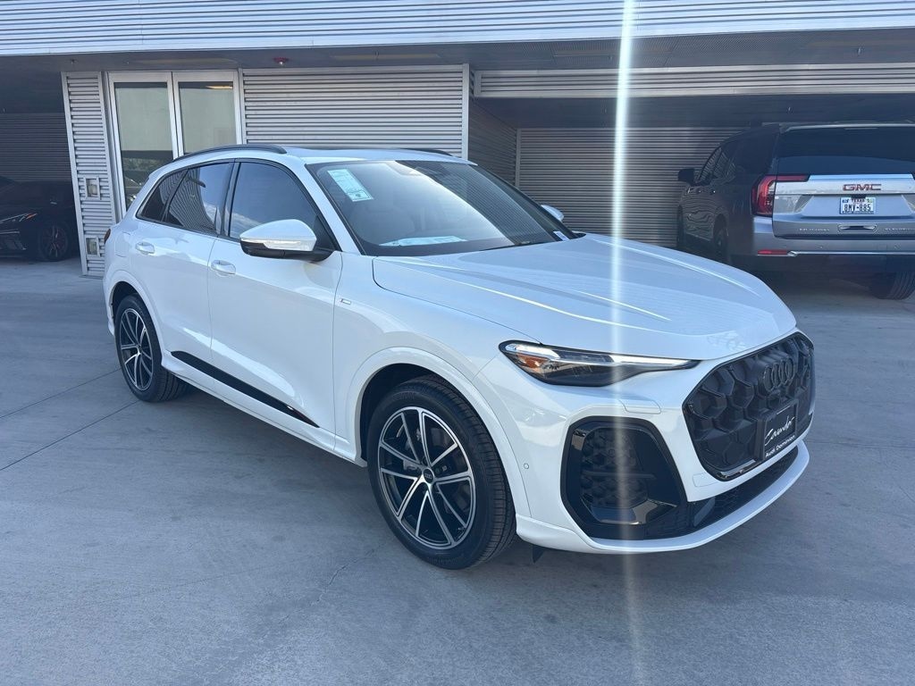 New 2026 Audi Q5 2.0T Prestige SUV