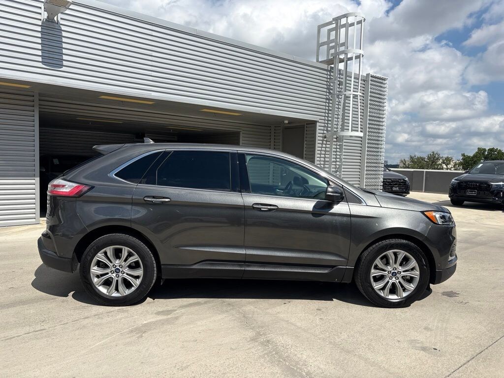 Used 2019 Ford Edge Titanium SUV