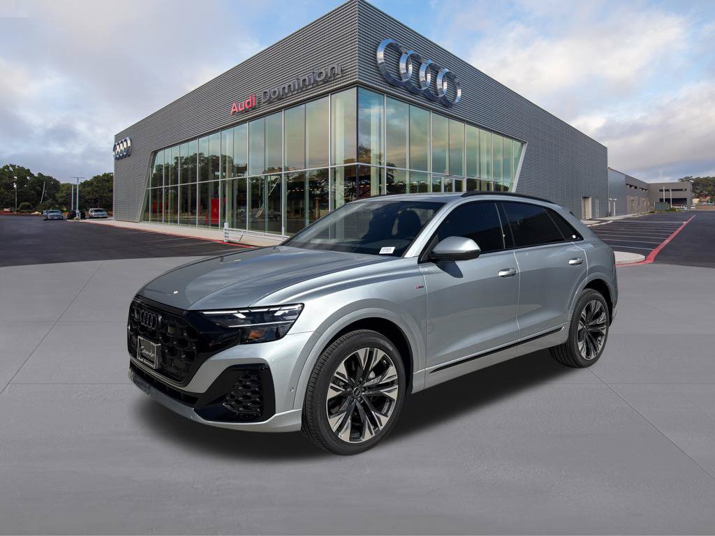  Audi Q8