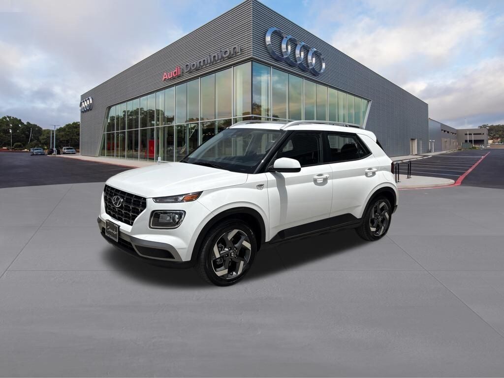 Used 2025 Hyundai Venue SEL SUV