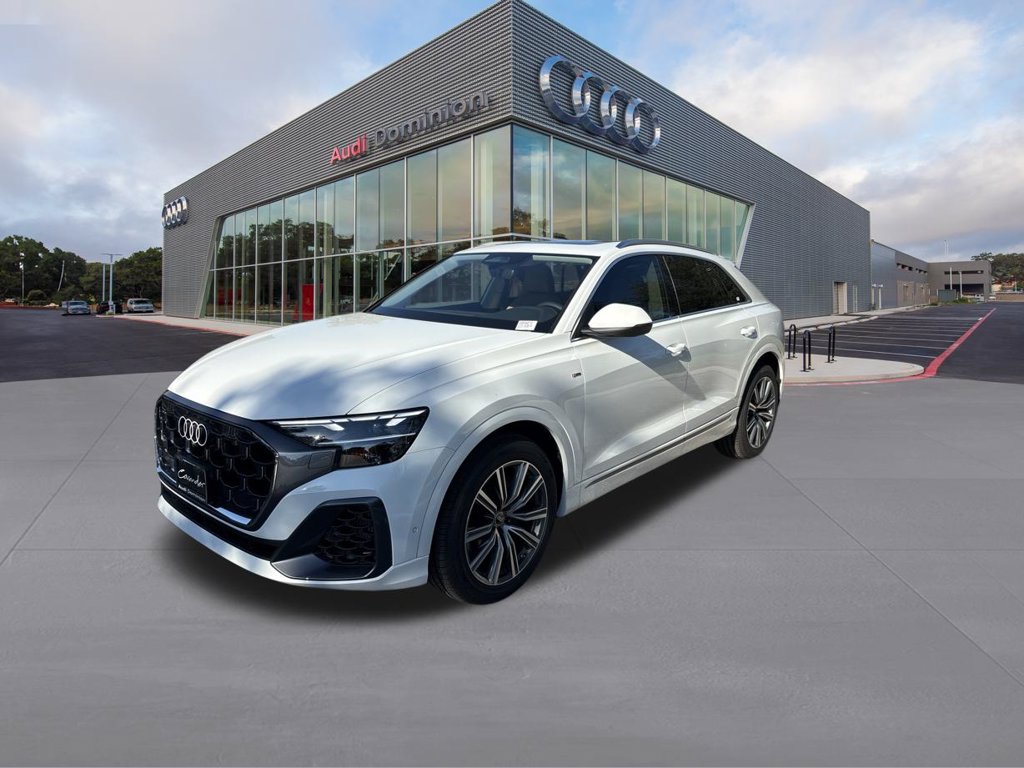  Audi Q8