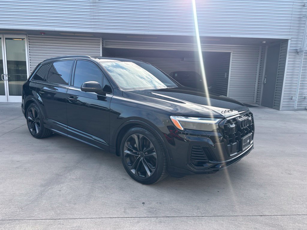 Certified 2026 Audi Q7 55 Premium Plus SUV