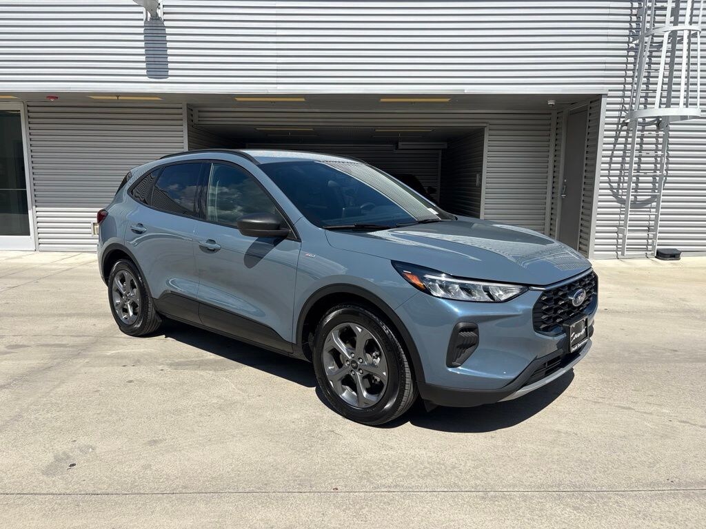 Used 2025 Ford Escape ST-Line SUV
