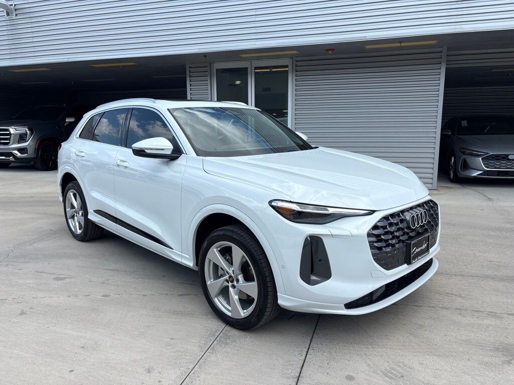 New 2026 Audi Q5 2.0T Premium Plus SUV