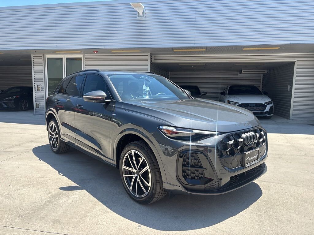 New 2026 Audi Q5 2.0T Premium Plus SUV