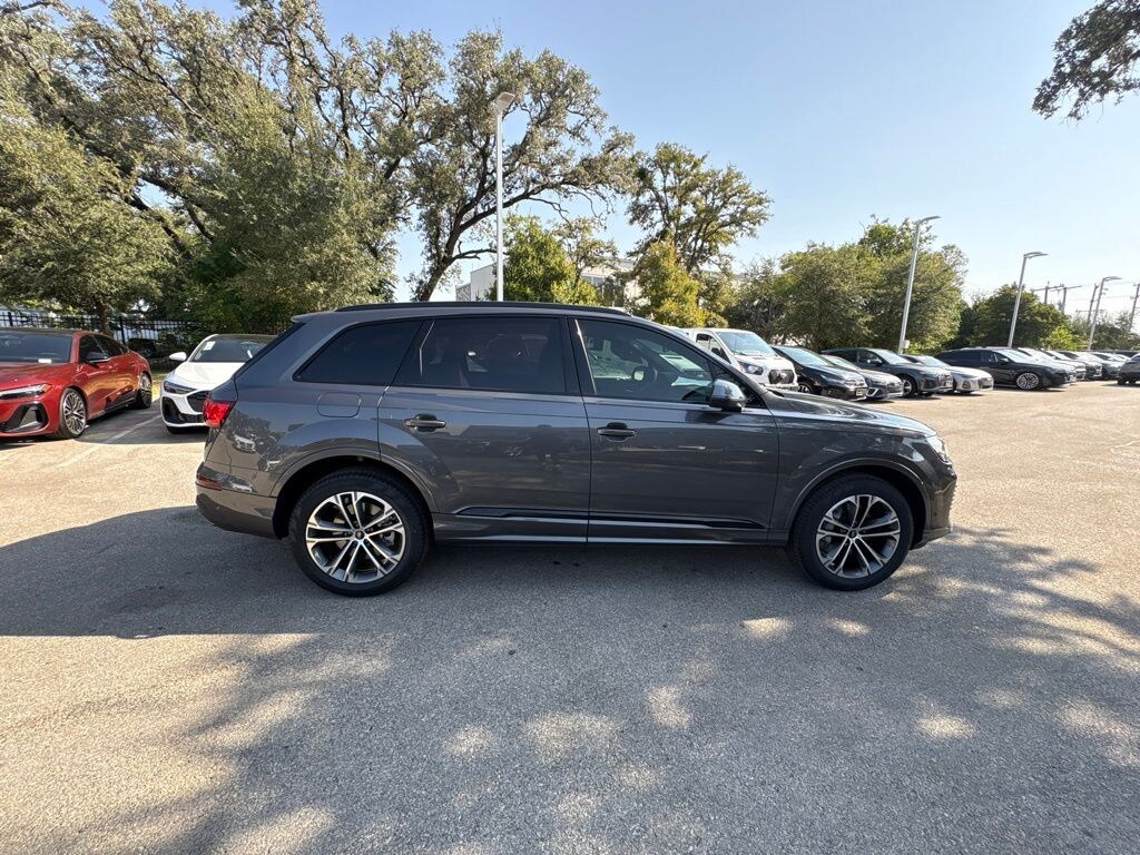 New 2026 Audi Q7 45 Premium Plus SUV