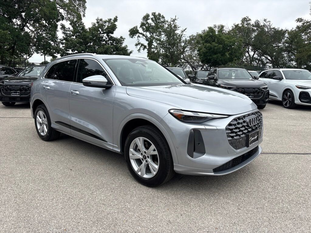 New 2026 Audi Q5 Premium SUV