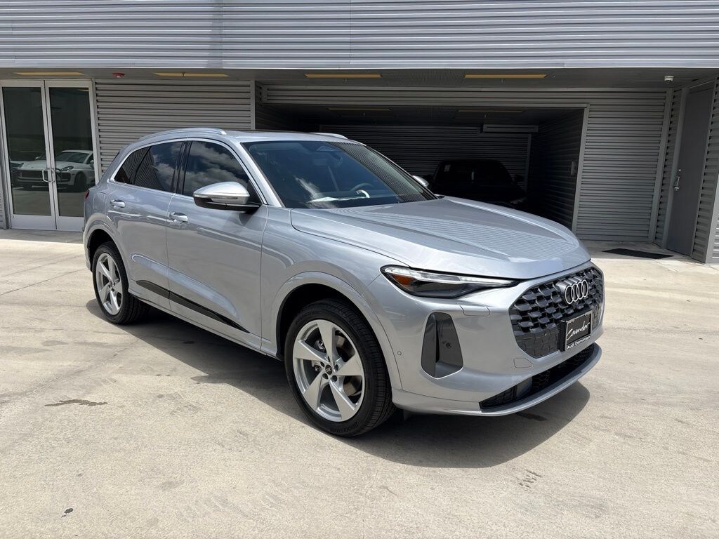 New 2026 Audi Q5 2.0T Premium Plus SUV
