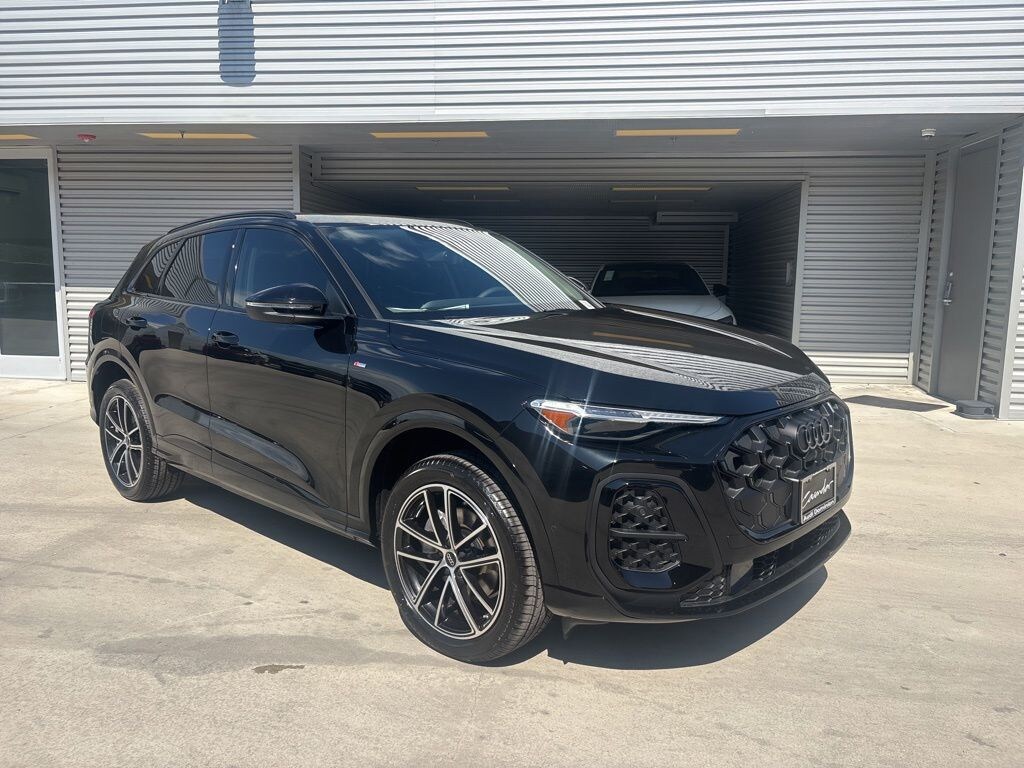 New 2026 Audi Q5 2.0T Premium Plus SUV