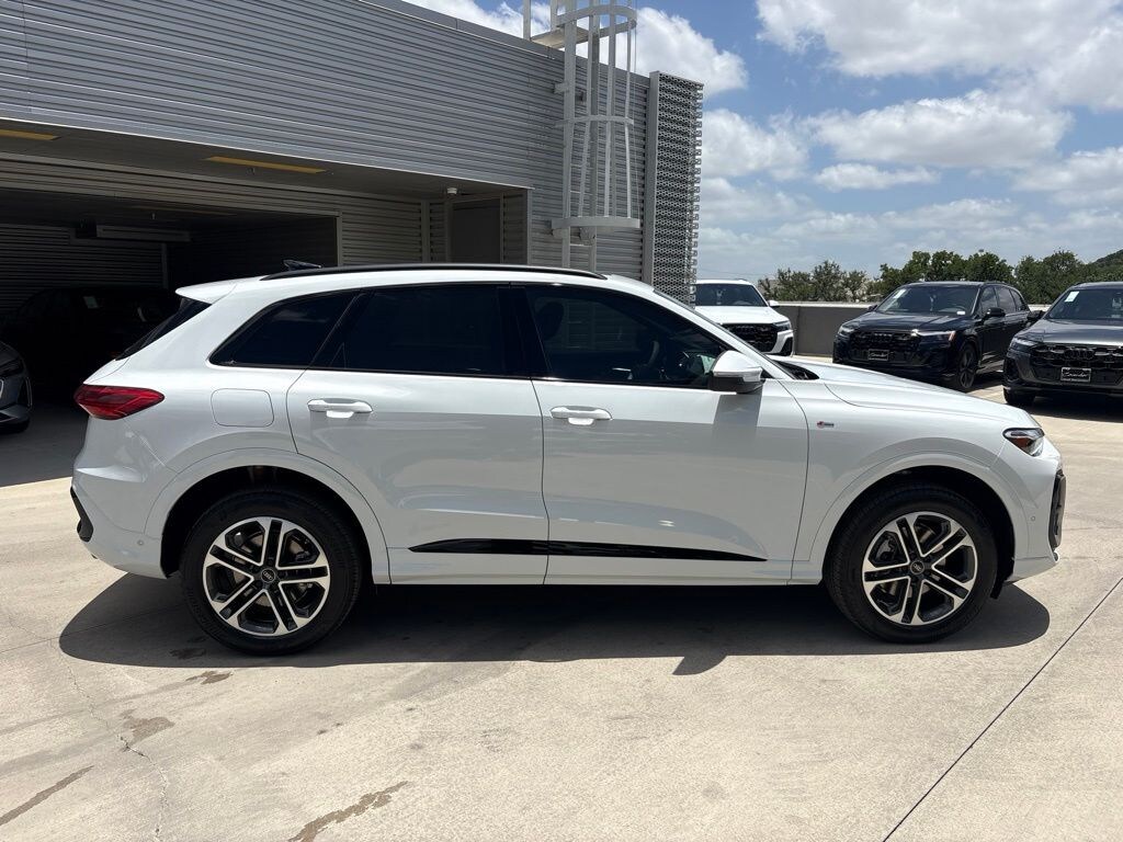 New 2026 Audi Q5 2.0T Premium SUV
