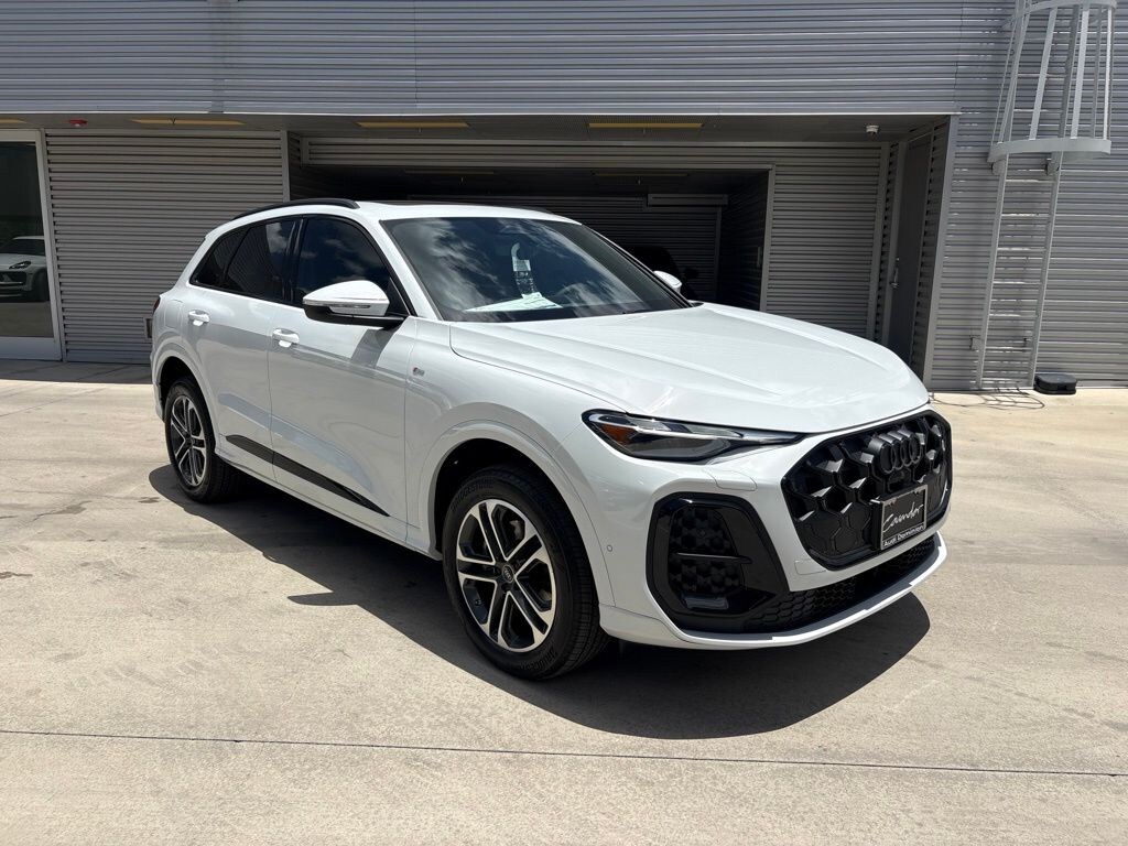 New 2026 Audi Q5 2.0T Premium SUV