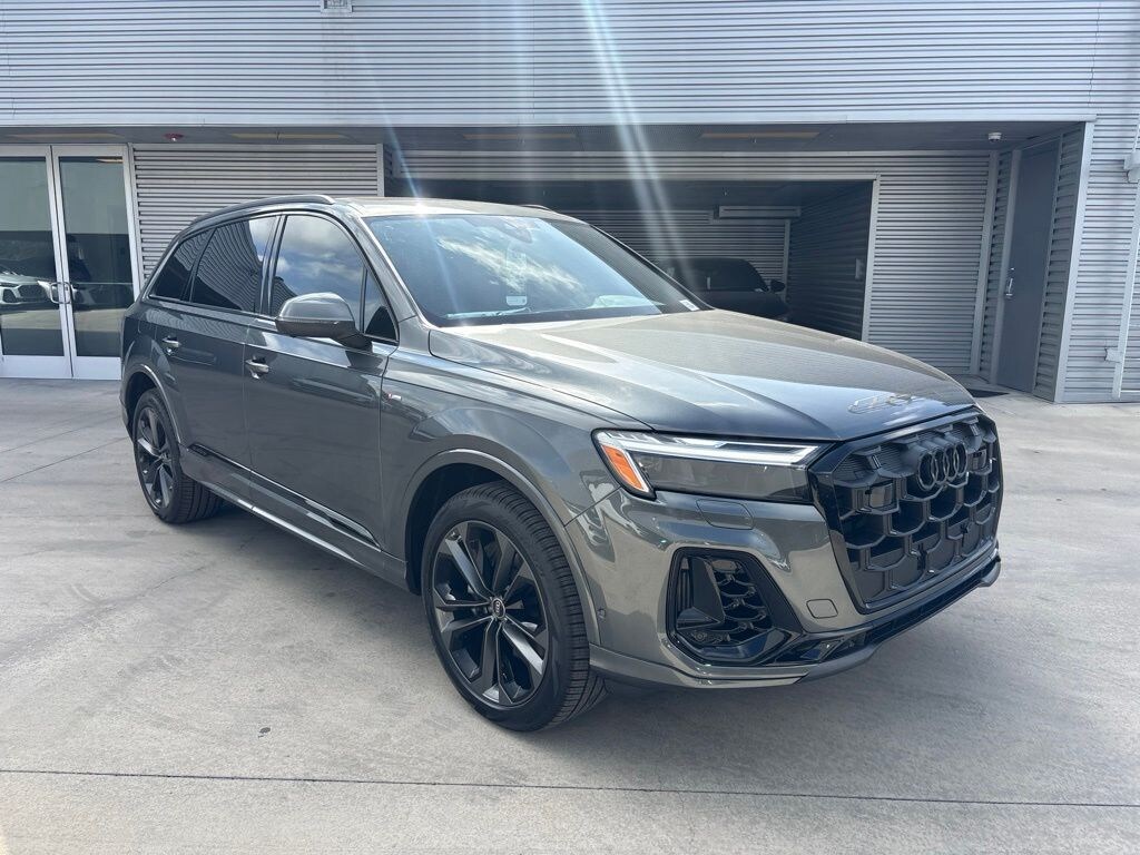 New 2026 Audi Q7 55 Premium SUV