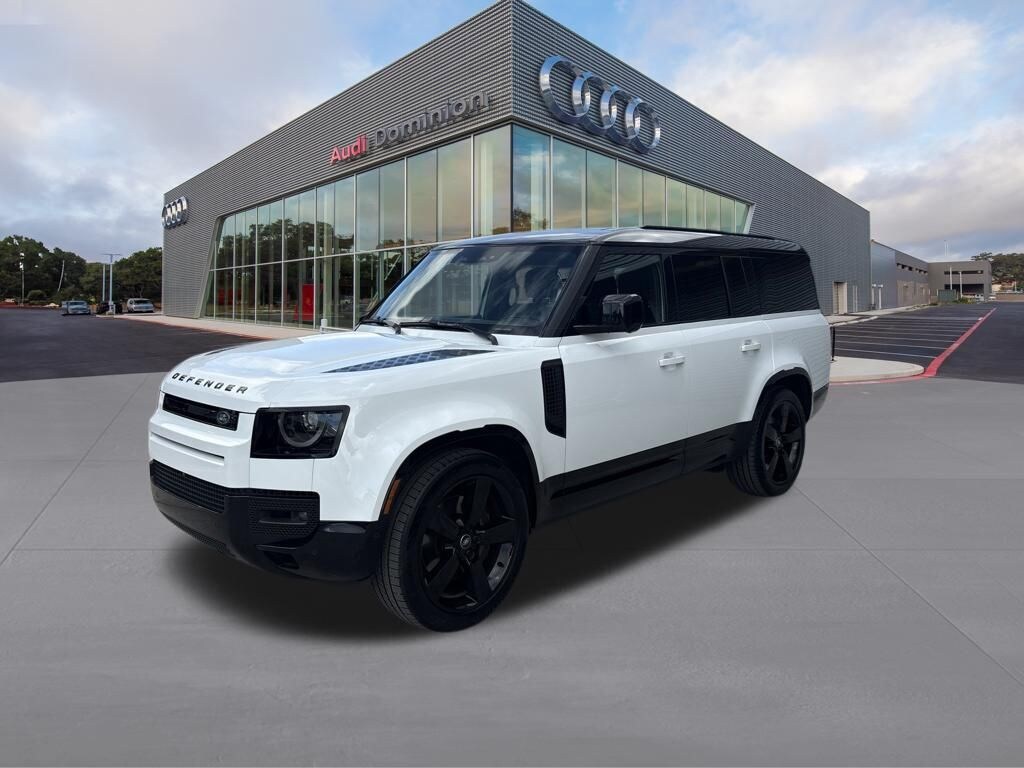 Used 2025 Land Rover Defender 130 X-Dynamic SE SUV