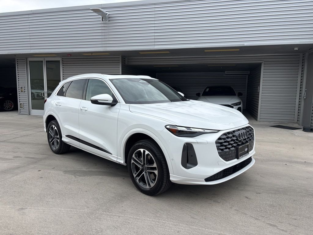 Certified 2025 Audi Q5 2.0T Premium SUV