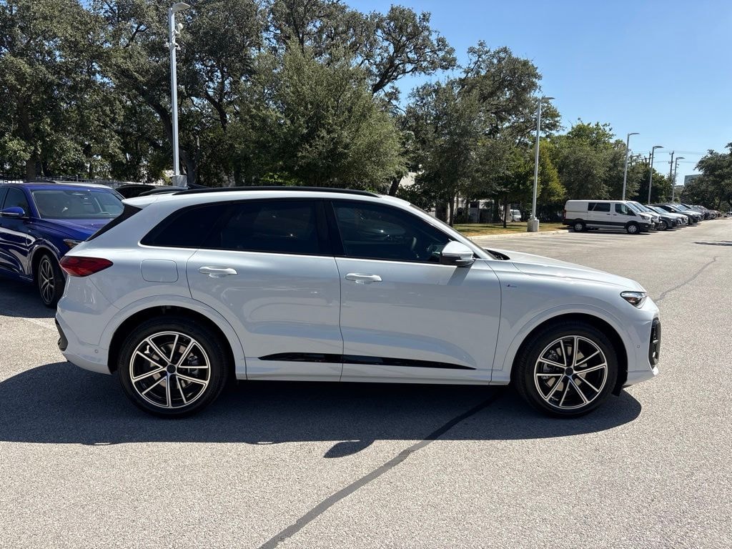 New 2026 Audi Q5 2.0T Prestige SUV