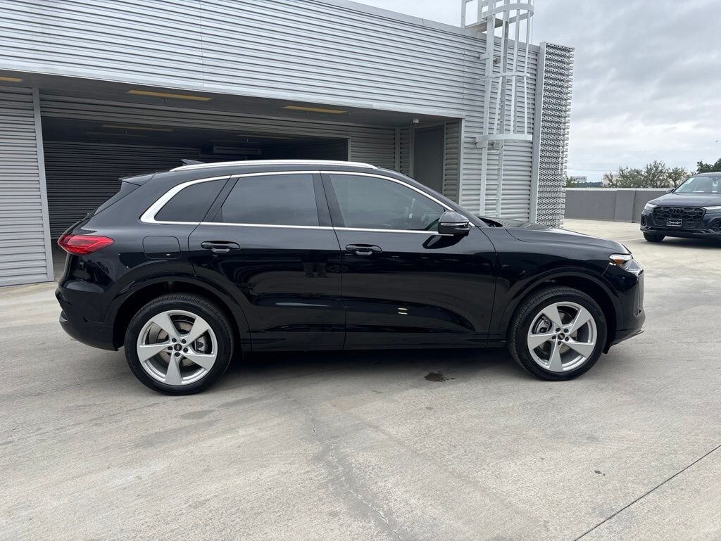 New 2026 Audi Q5 2.0T Premium Plus SUV
