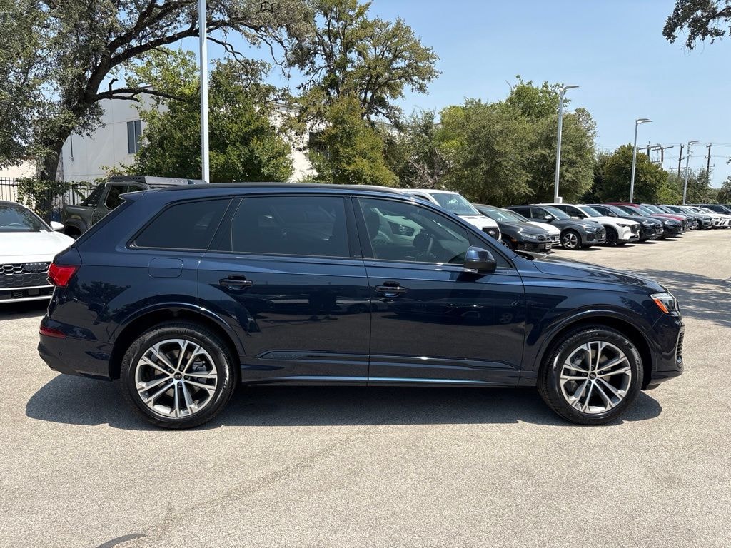 New 2026 Audi Q7 45 Premium SUV