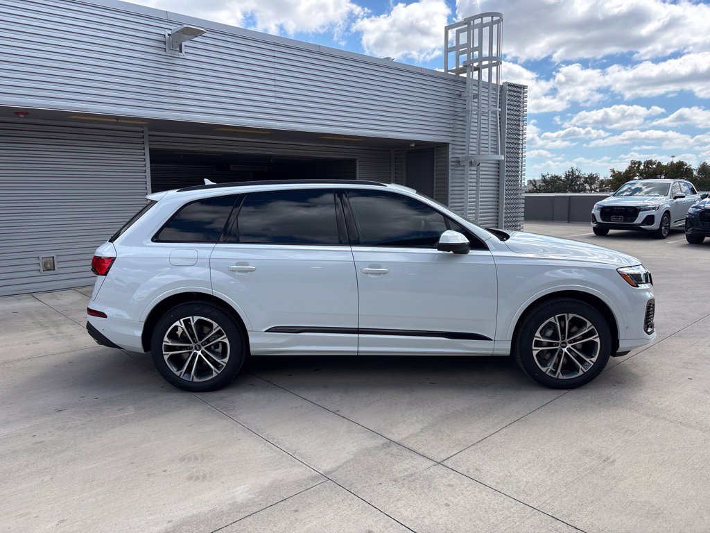 New 2026 Audi Q7 45 Premium Plus SUV