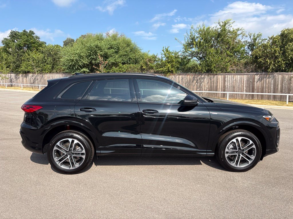 New 2026 Audi Q5 Premium SUV