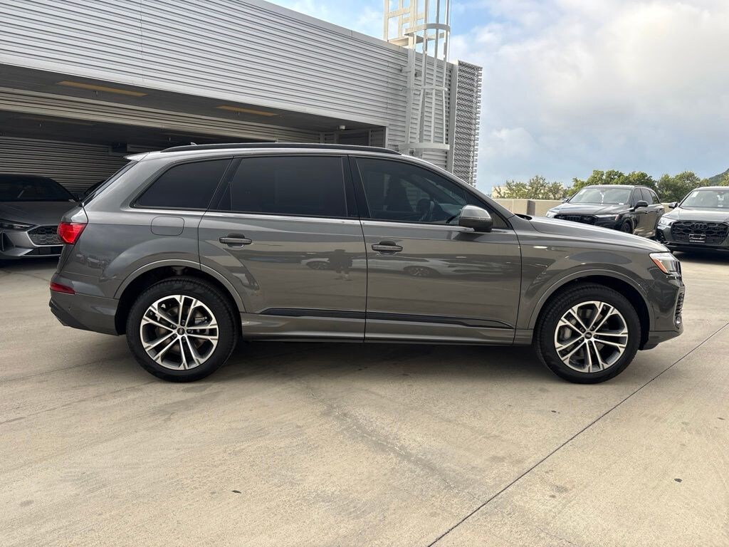 New 2026 Audi Q7 45 Premium Plus SUV