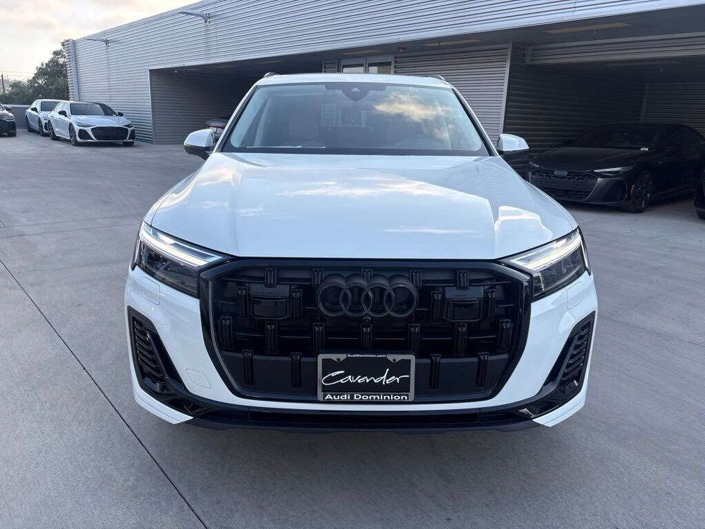 New 2026 Audi Q7 45 Premium Plus SUV