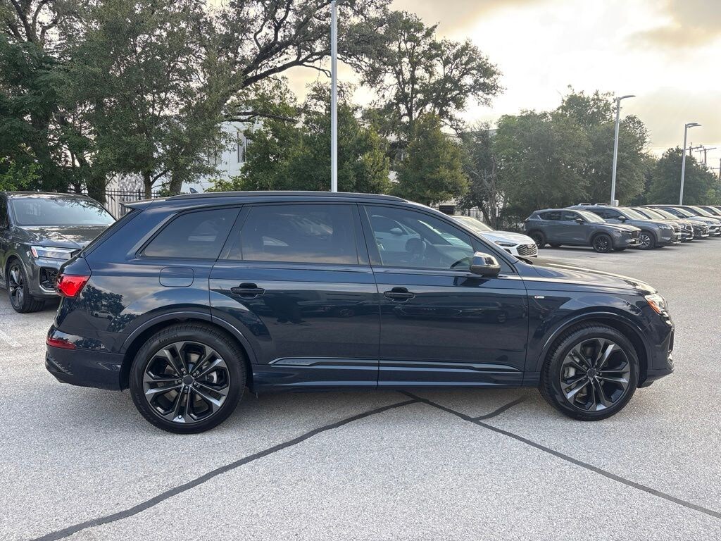 New 2026 Audi Q7 55 Premium SUV