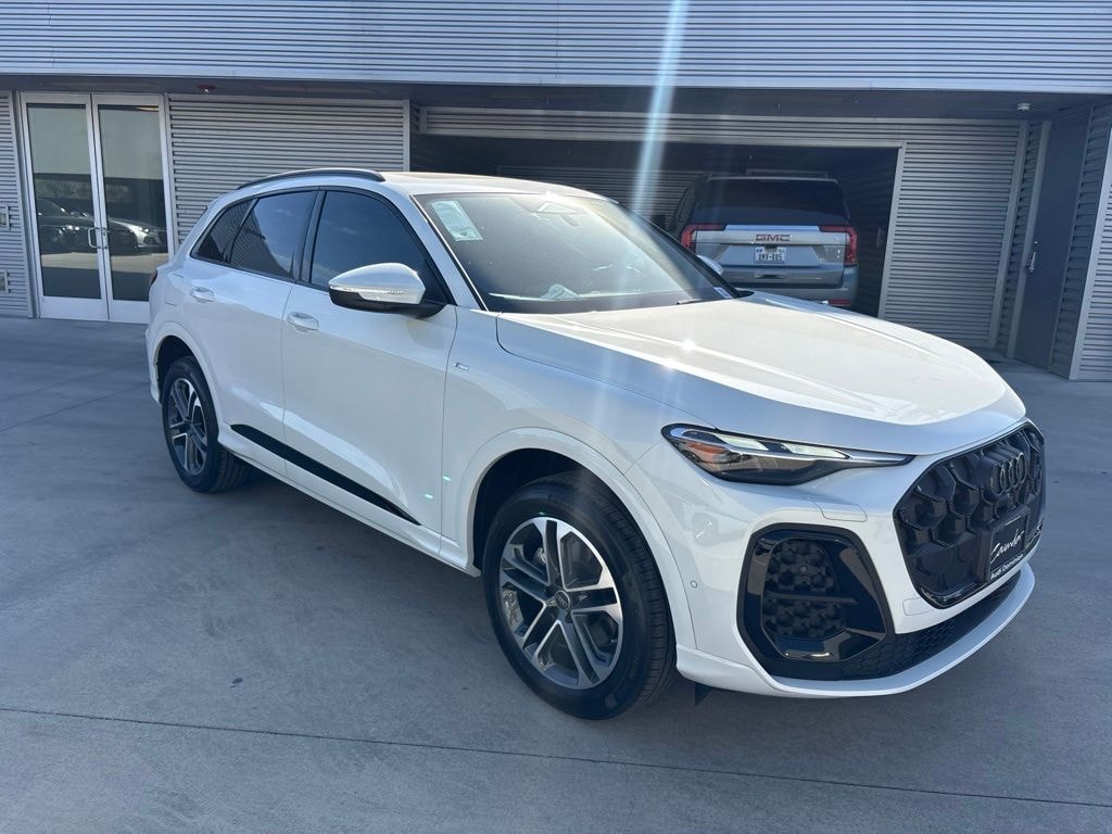 New 2026 Audi Q5 Premium SUV