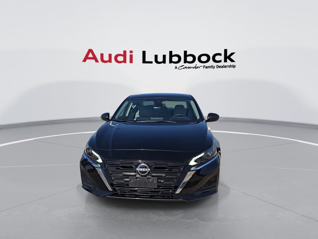 Used 2025 Nissan Altima 2.5 SV Sedan