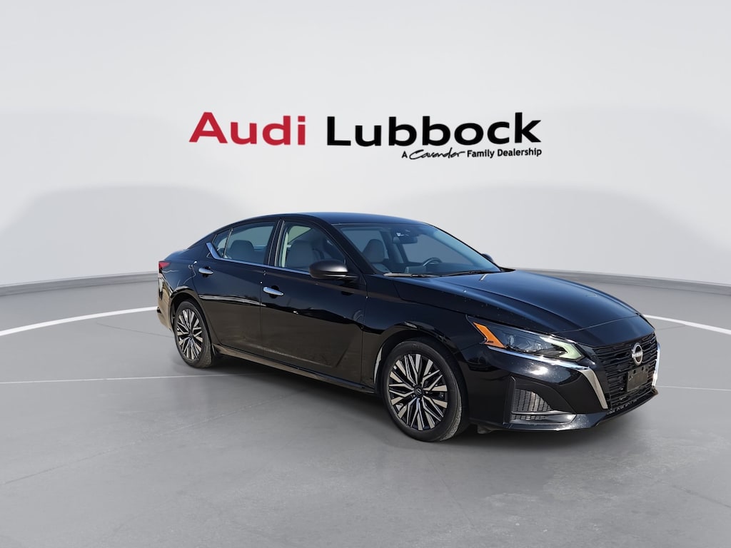 Used 2025 Nissan Altima 2.5 SV Sedan