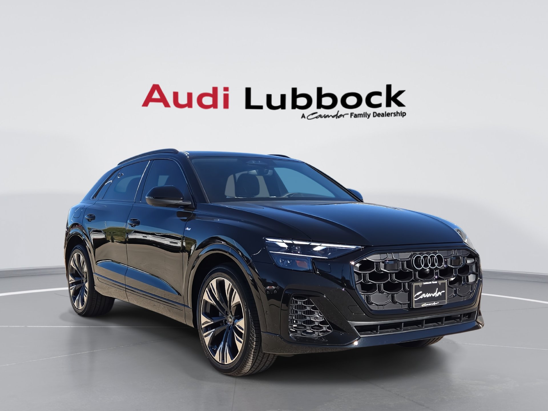  Audi Q8