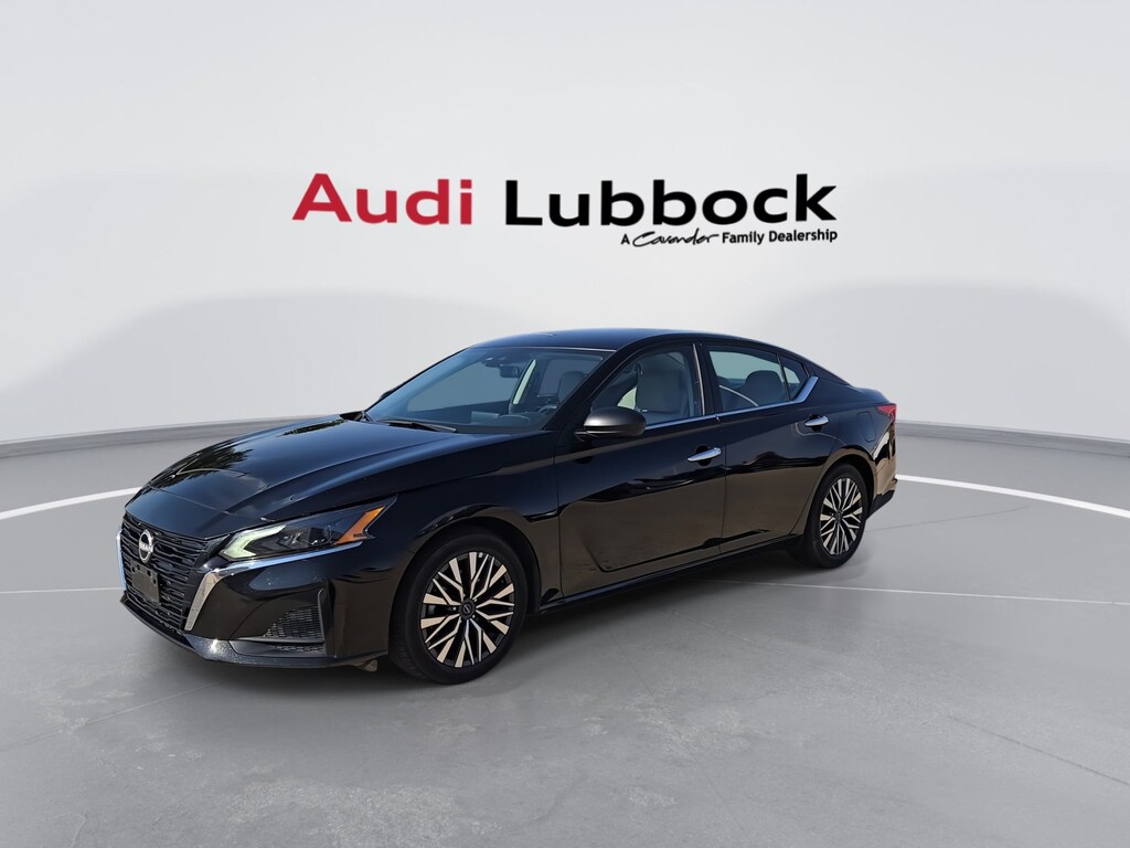 Used 2025 Nissan Altima 2.5 SV Sedan
