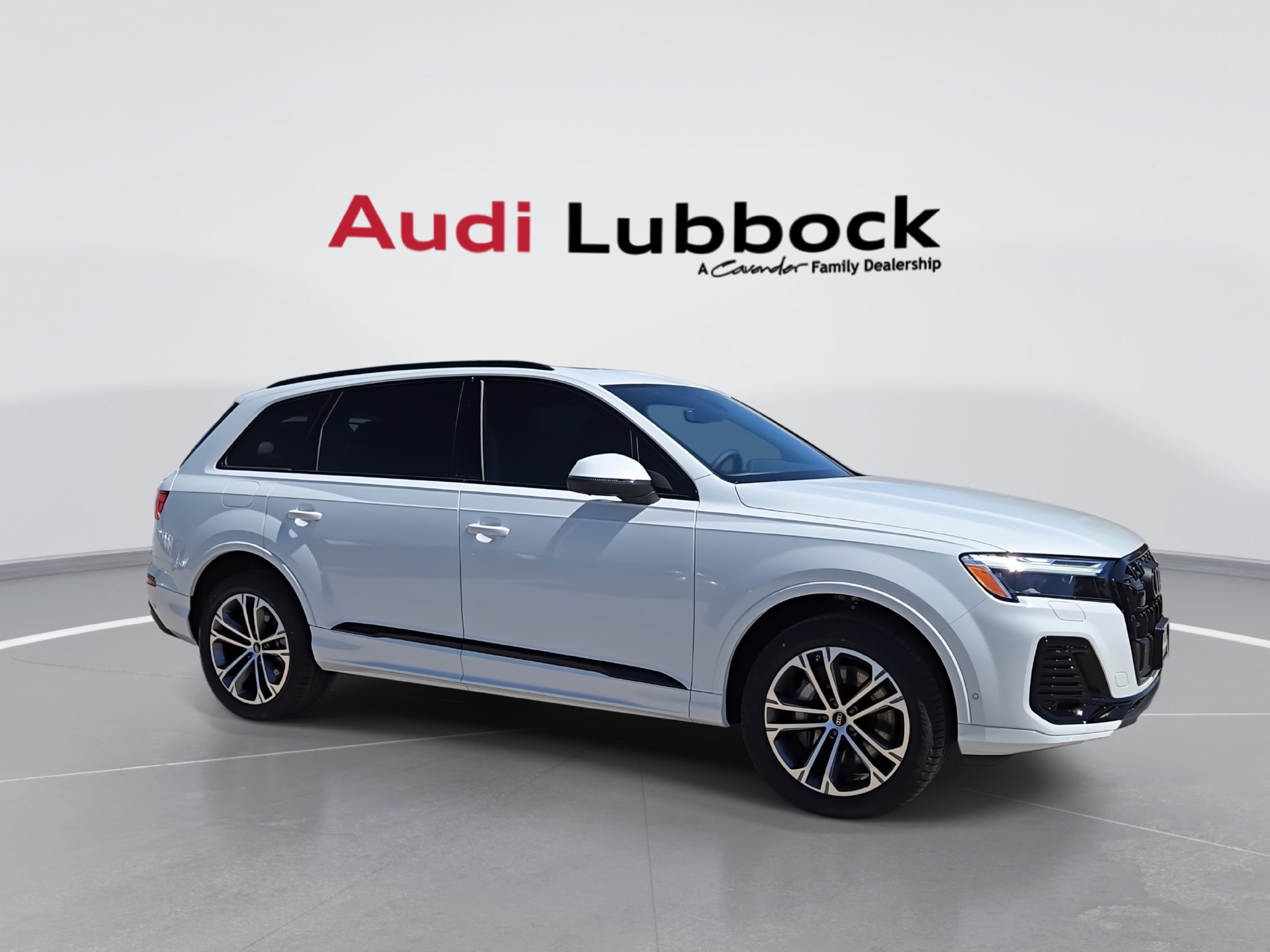 New 2026 Audi Q7 45 Premium Plus SUV