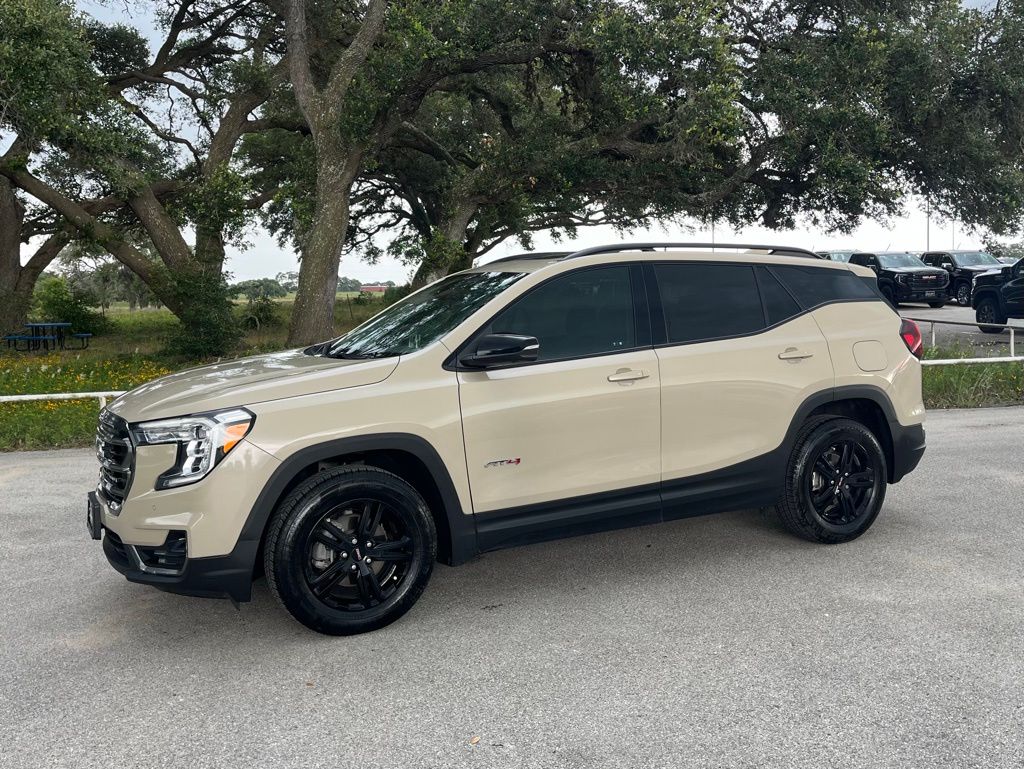 2022 GMC Terrain AT4 AWD's photo