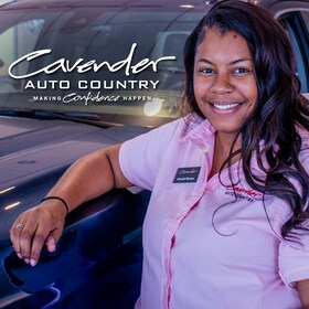 Staff member Ursula Bacon from c372fa444efc