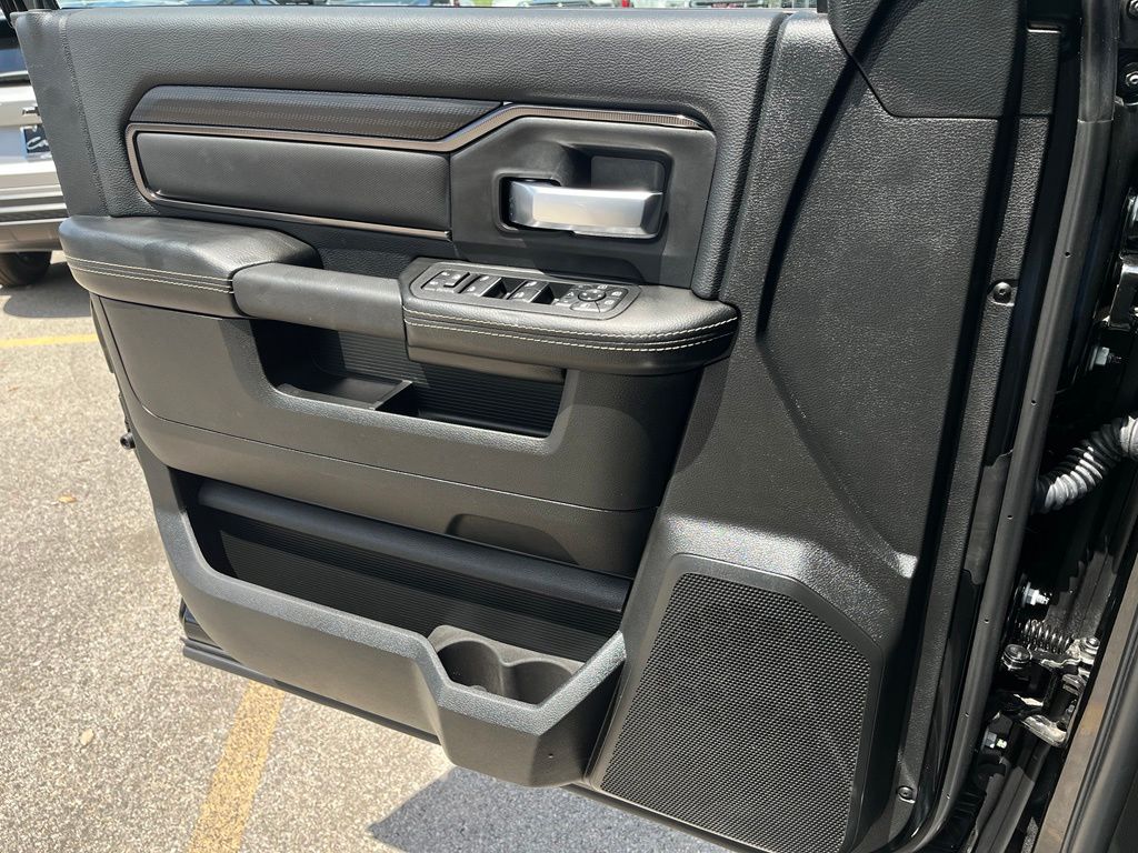 2026 RAM Ram 2500 Pickup Rebel - Photo 17