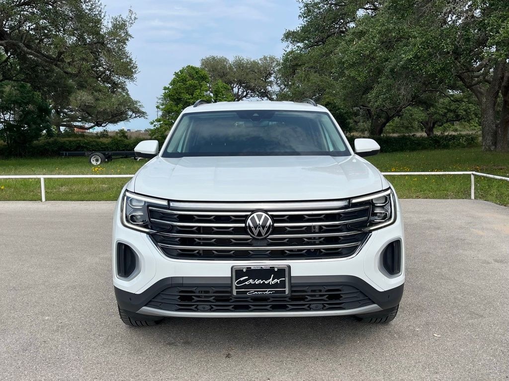 Used 2025 Volkswagen Atlas 2.0T SE w/Technology SUV