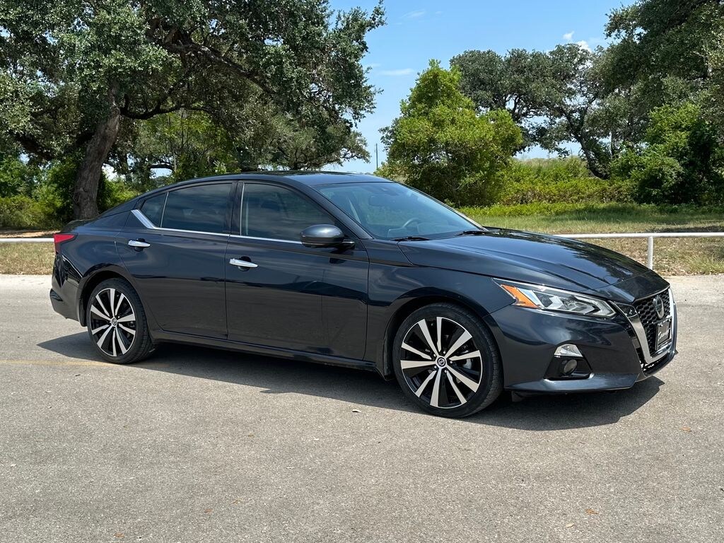 Used 2021 Nissan Altima 2.5 Platinum Sedan