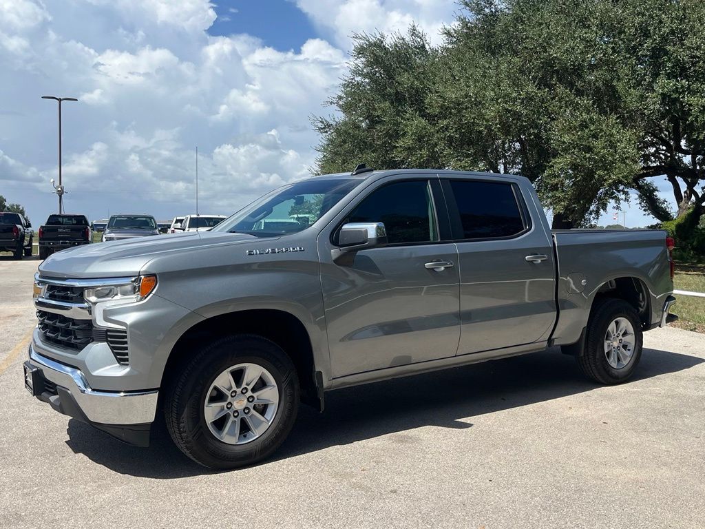 2025 Chevrolet Silverado 1500 Truck Crew Cab 