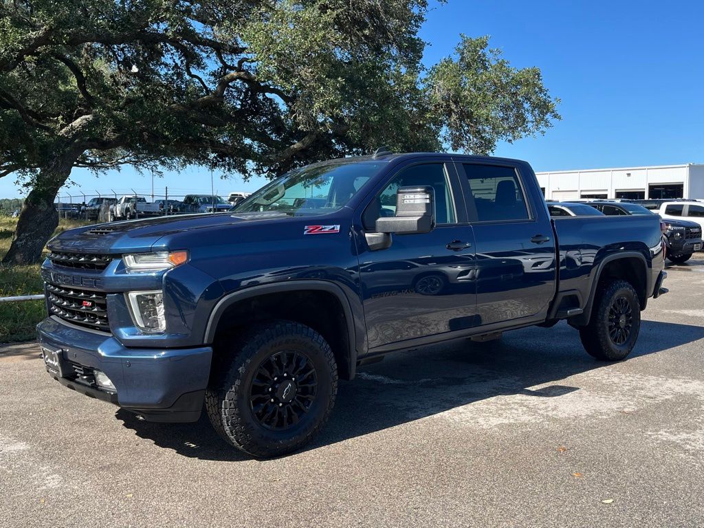 2021 Chevrolet Silverado HD LT 4WD Crew Cab Standard Box's photo