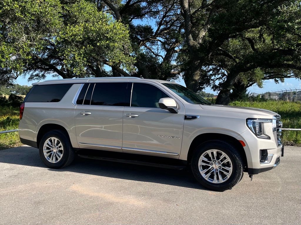 Used 2023 GMC Yukon XL SLT SUV